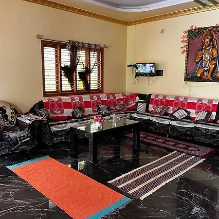 private pool 4bhk villa stay
